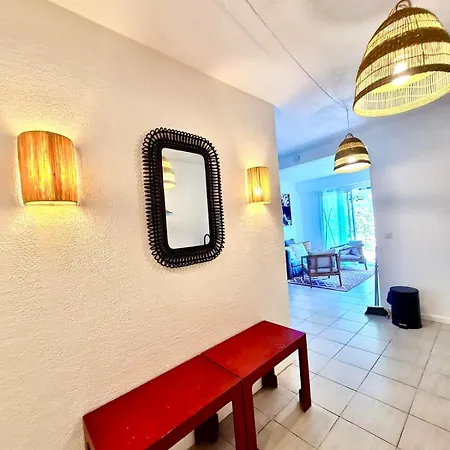 Rez De Jardin 400 M De La Lejlighed